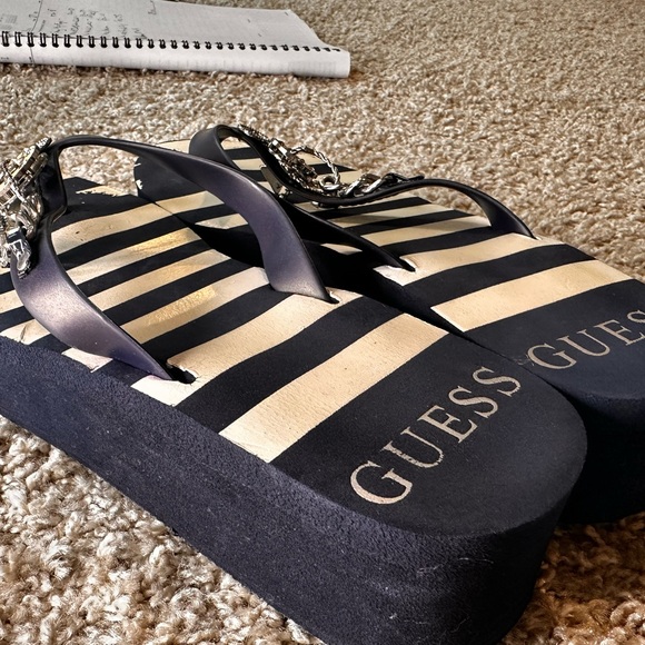 Nautical Guess Platform Flops - Picture 5 of 8
